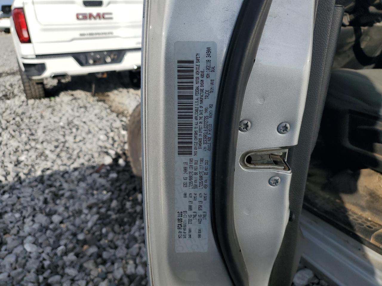 2018 RAM 3500 - Image 10