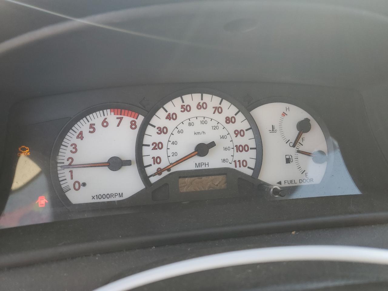 2004 Toyota Corolla - Image 9