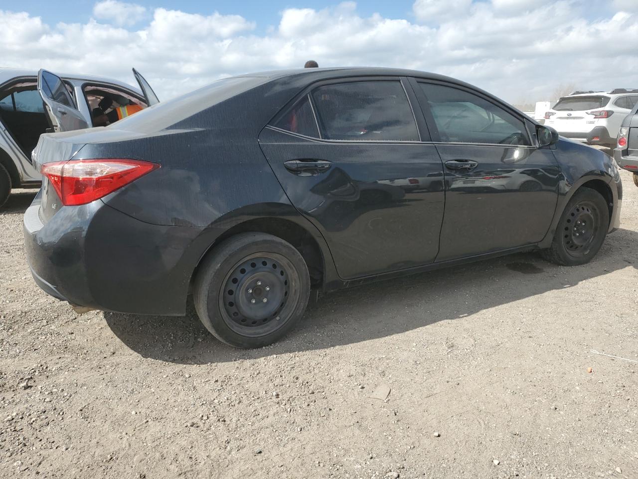 2018 Toyota Corolla - Image 3