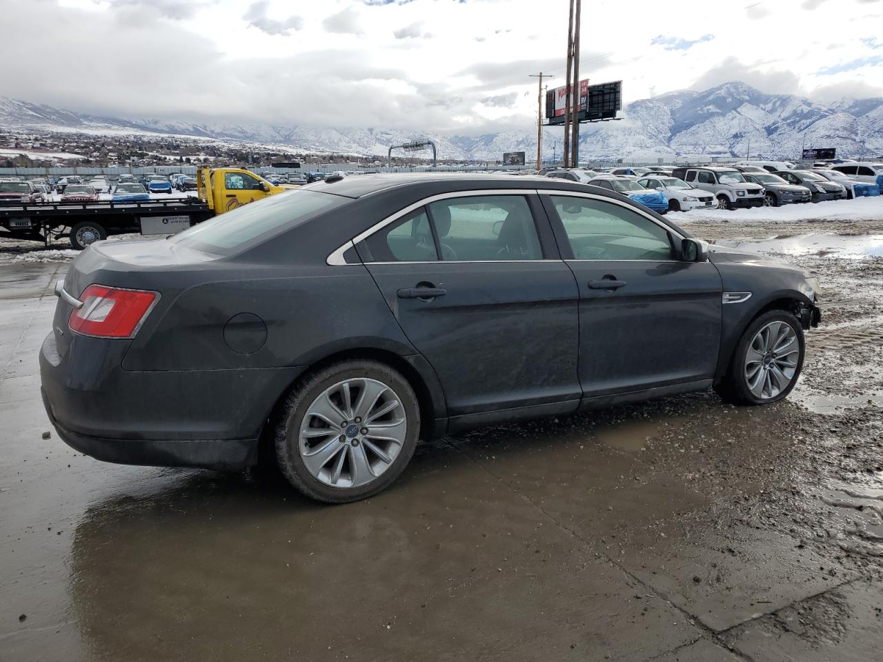 2011 Ford Taurus - Image 3