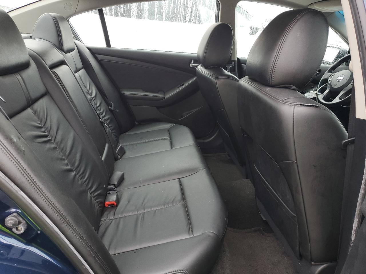 2012 Nissan Altima - Image 10
