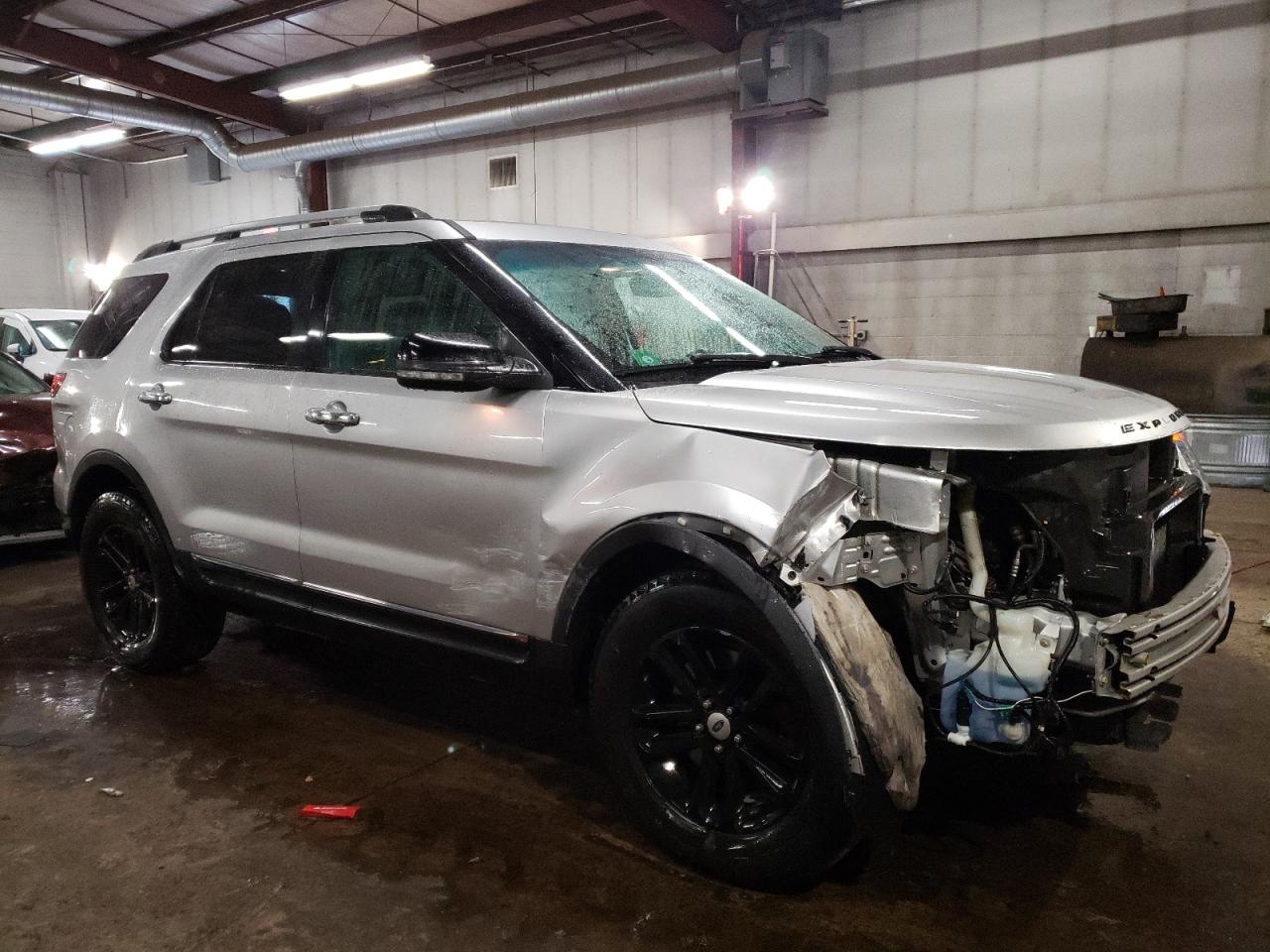 2013 Ford Explorer - Image 4
