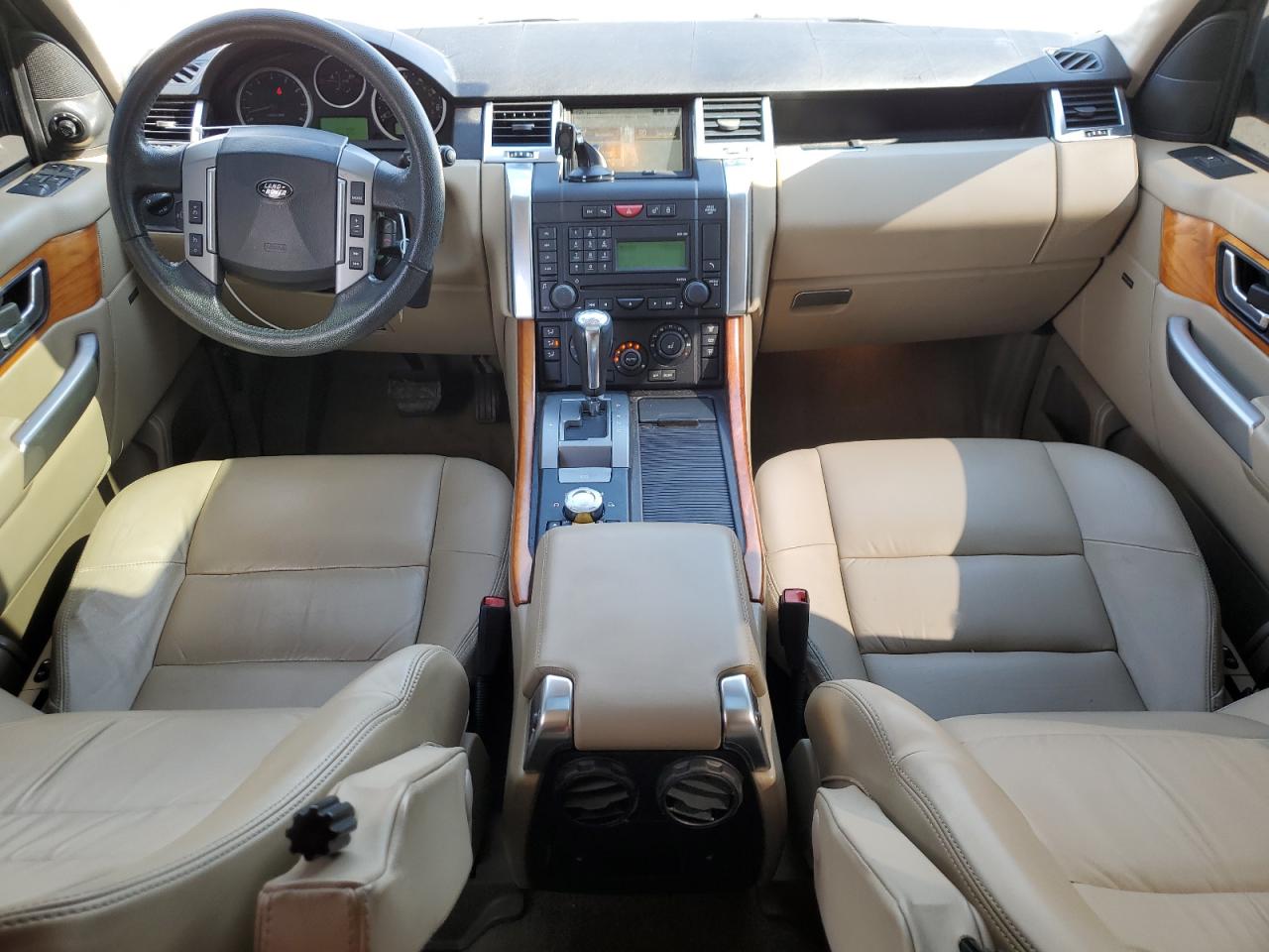 2009 Land Rover Range Rover - Image 8