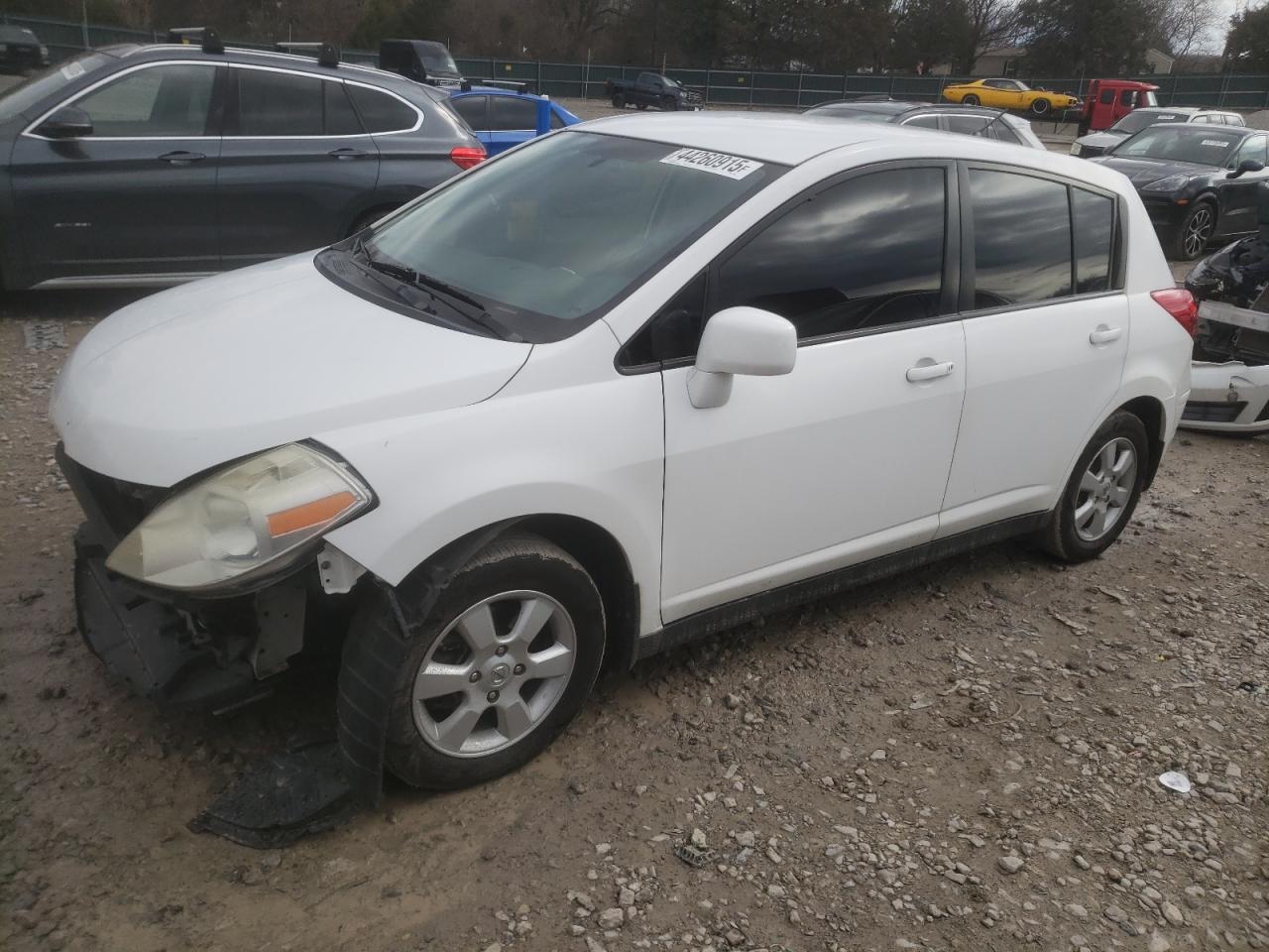 2009 Nissan Versa - Image 1