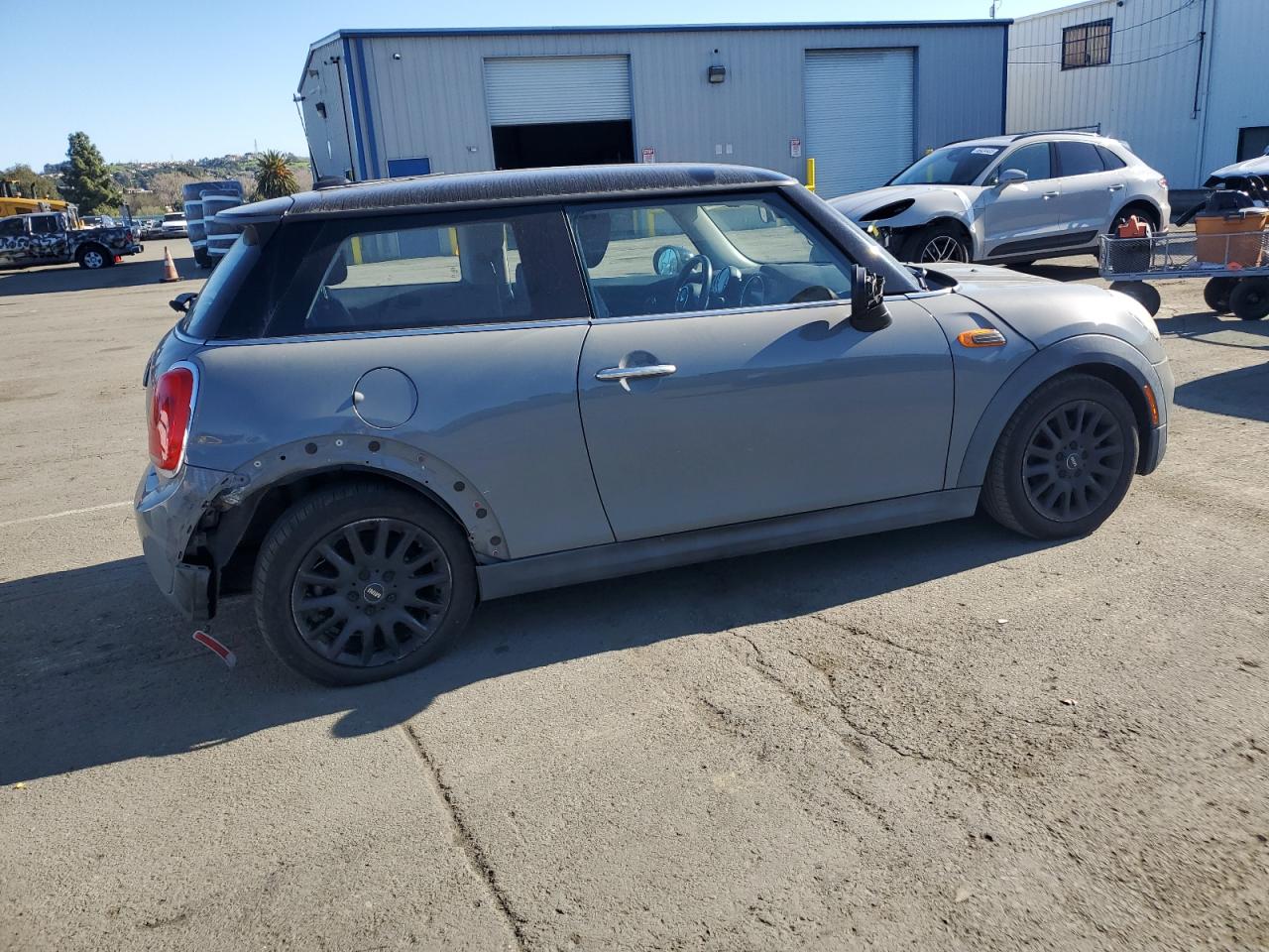 2017 MINI Cooper - Image 3