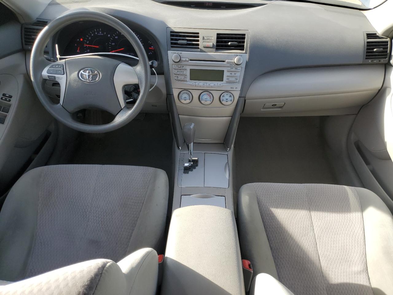 2010 Toyota Camry - Image 8