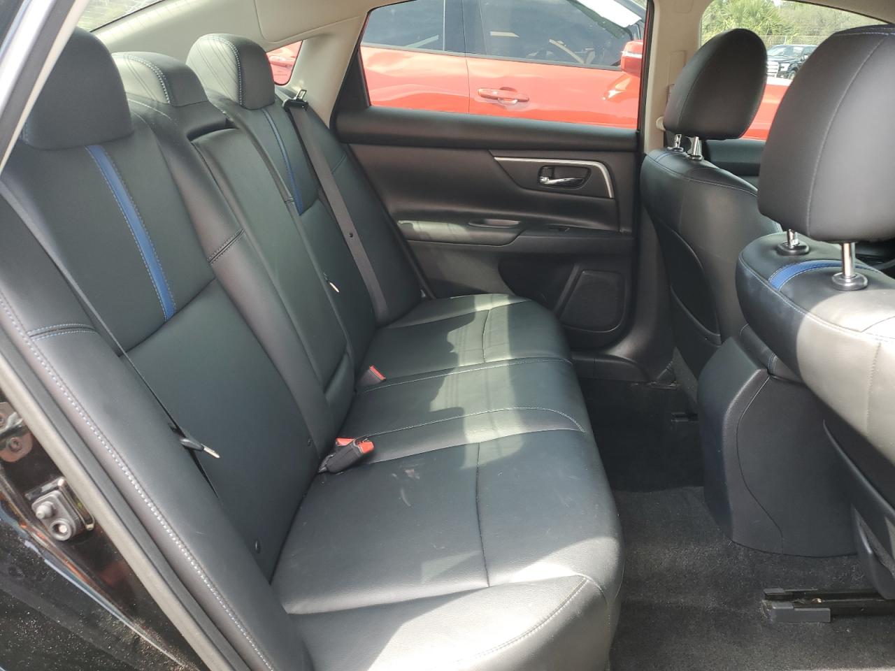 2018 Nissan Altima - Image 10