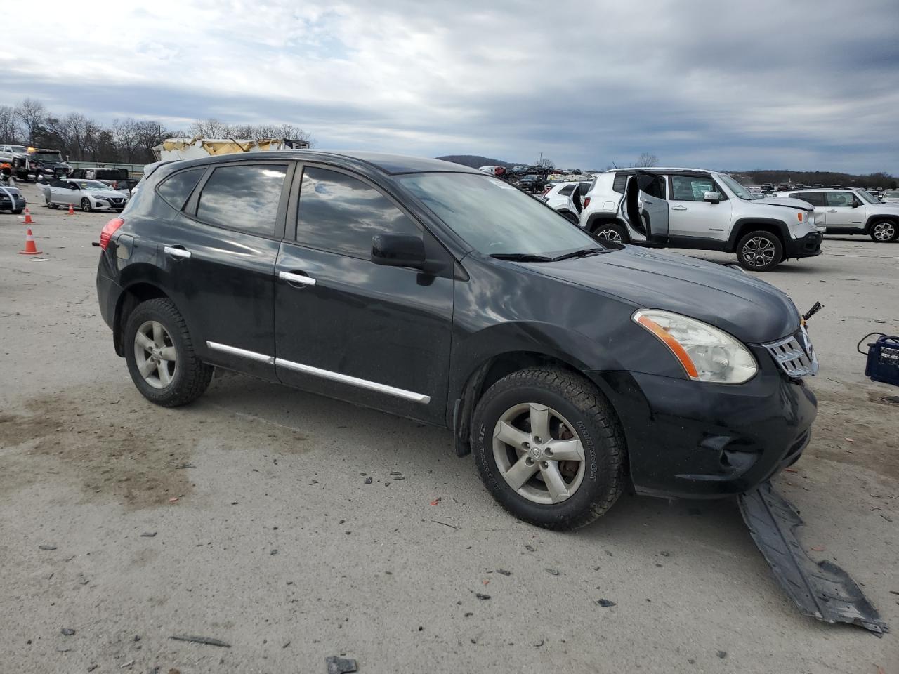 2013 Nissan Rogue - Image 4