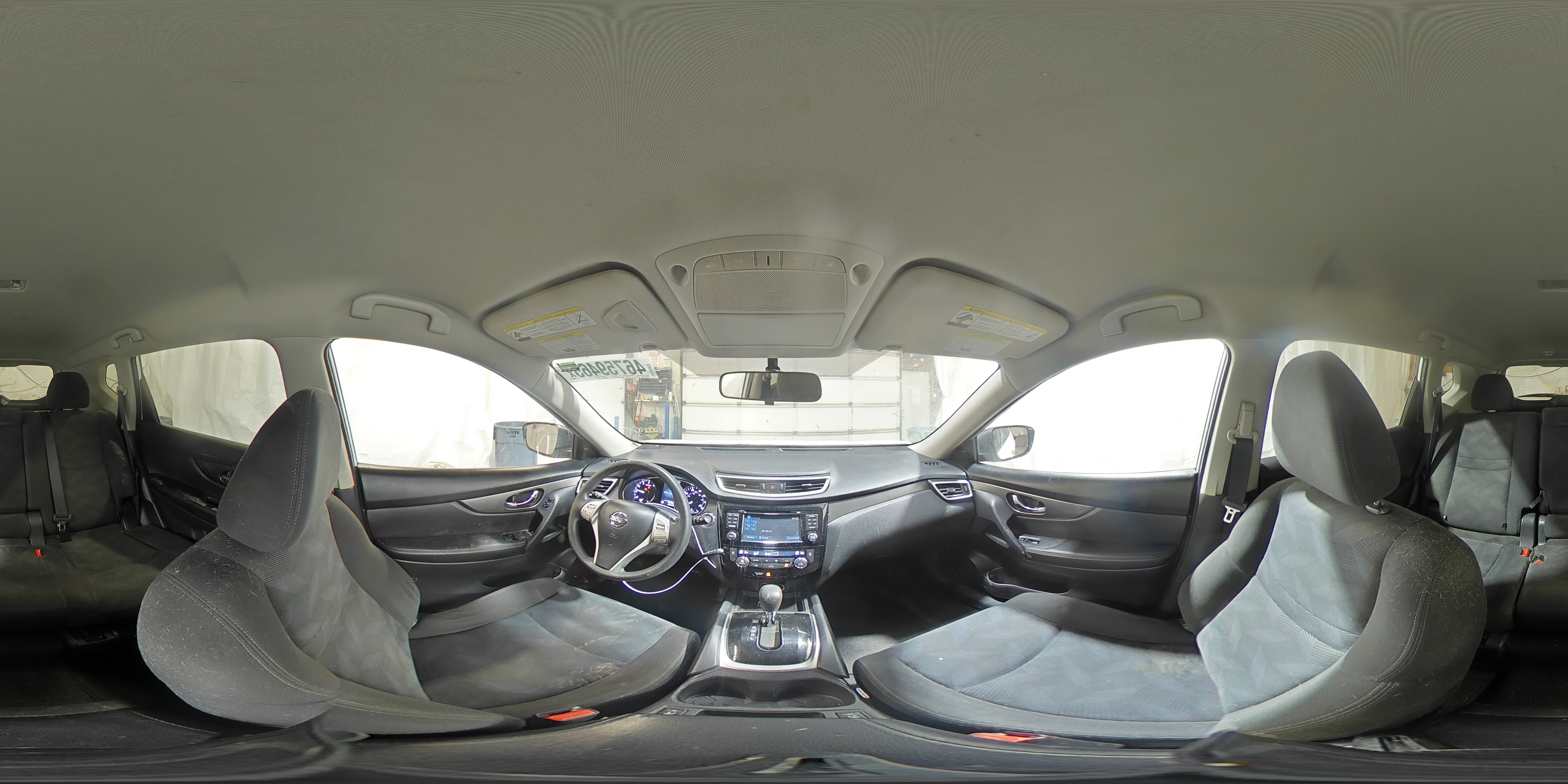 2016 Nissan Rogue - Image 14