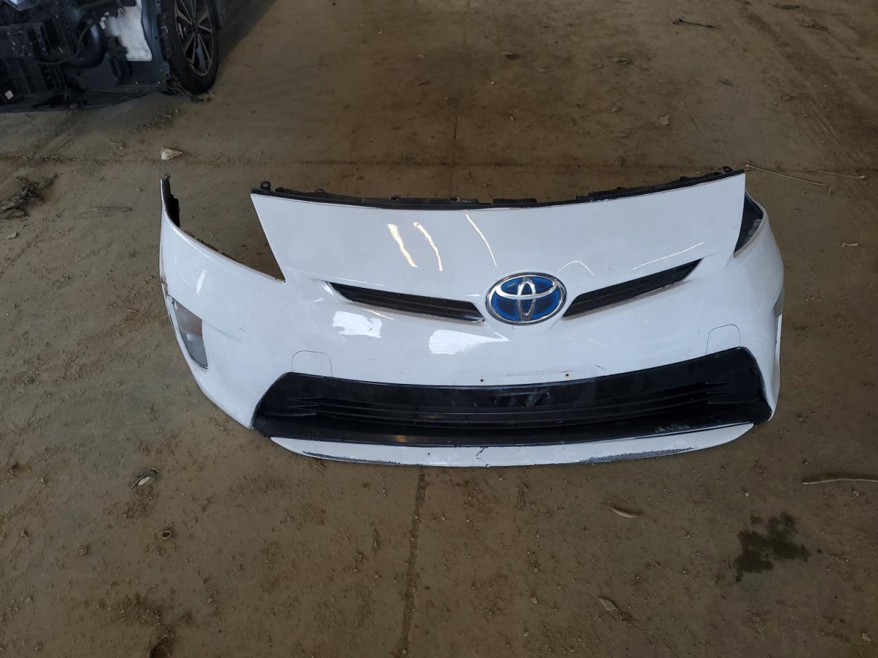 2012 Toyota Prius - Image 12