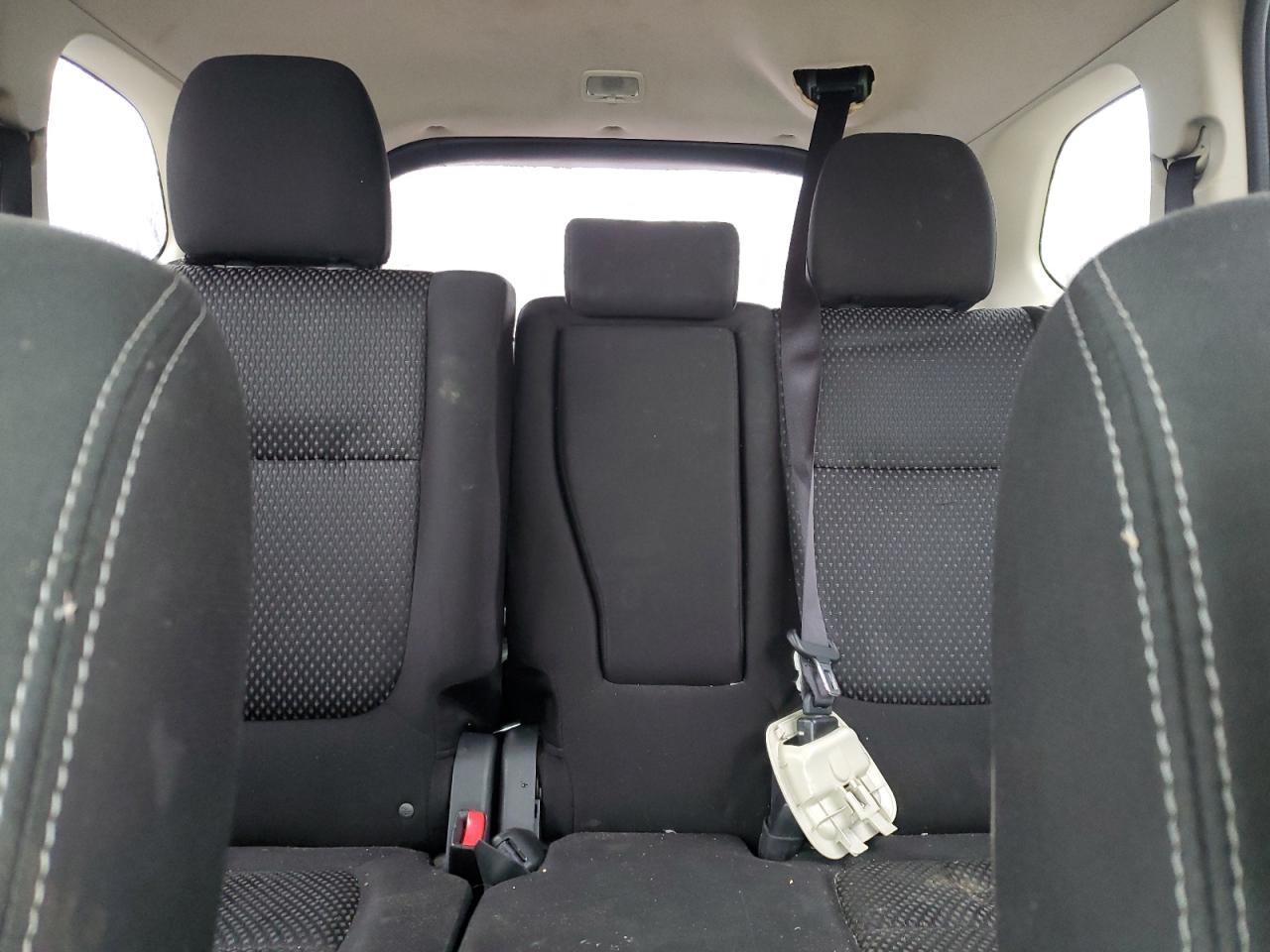 2017 Mitsubishi Outlander - Image 10