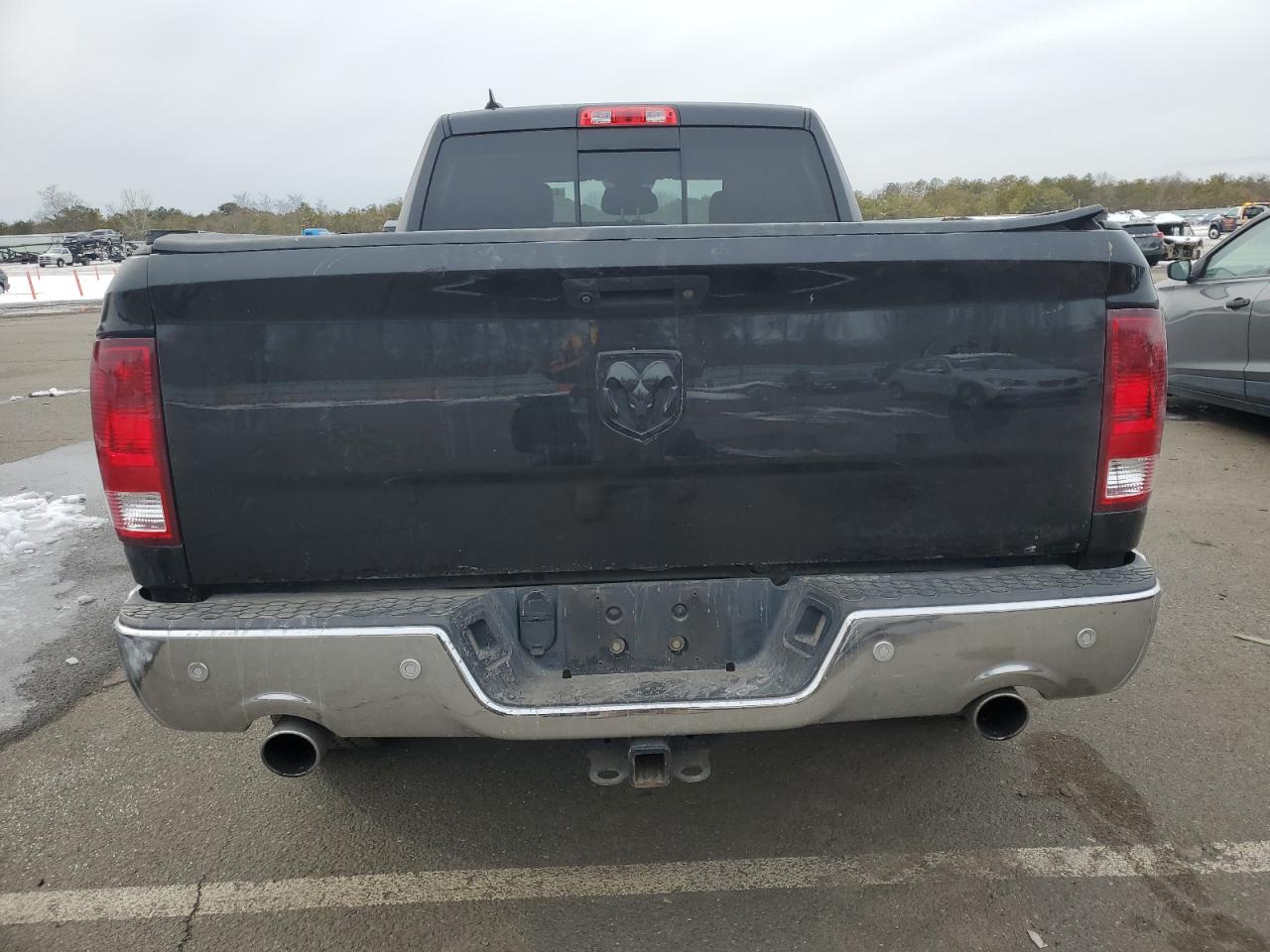 2016 RAM 1500 - Image 6