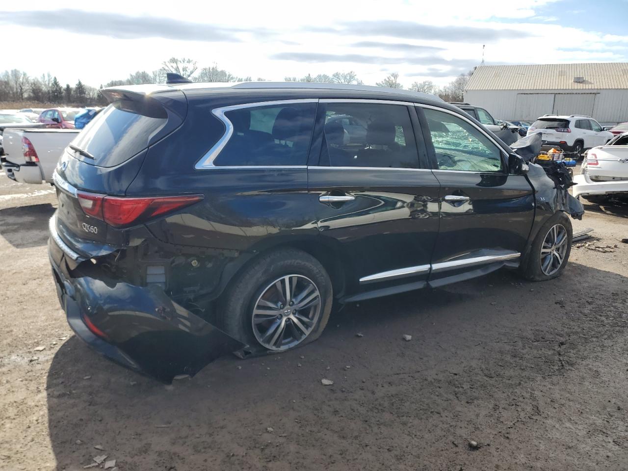 2020 Infiniti QX60 - Image 3