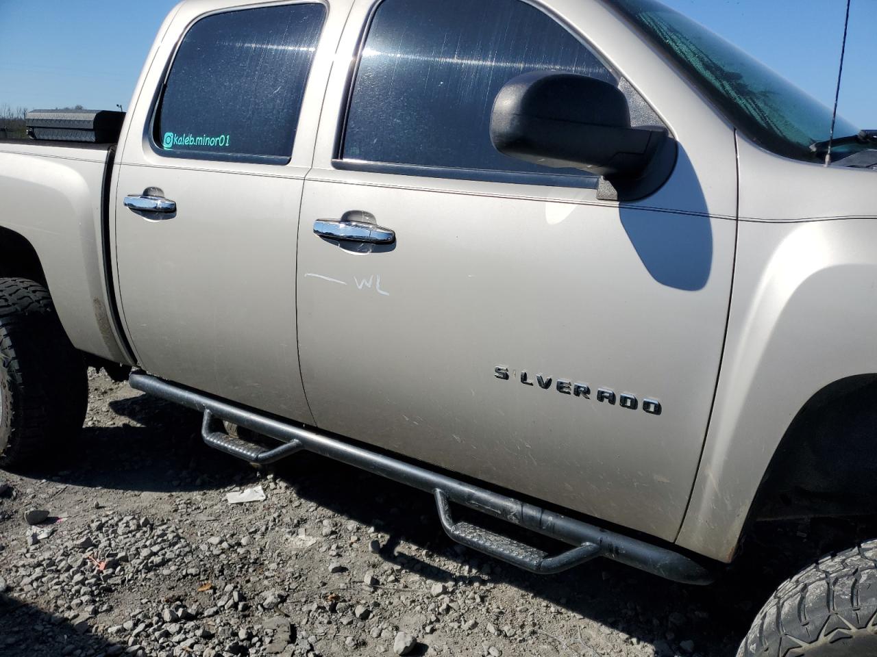 2009 Chevrolet Silverado - Image 12