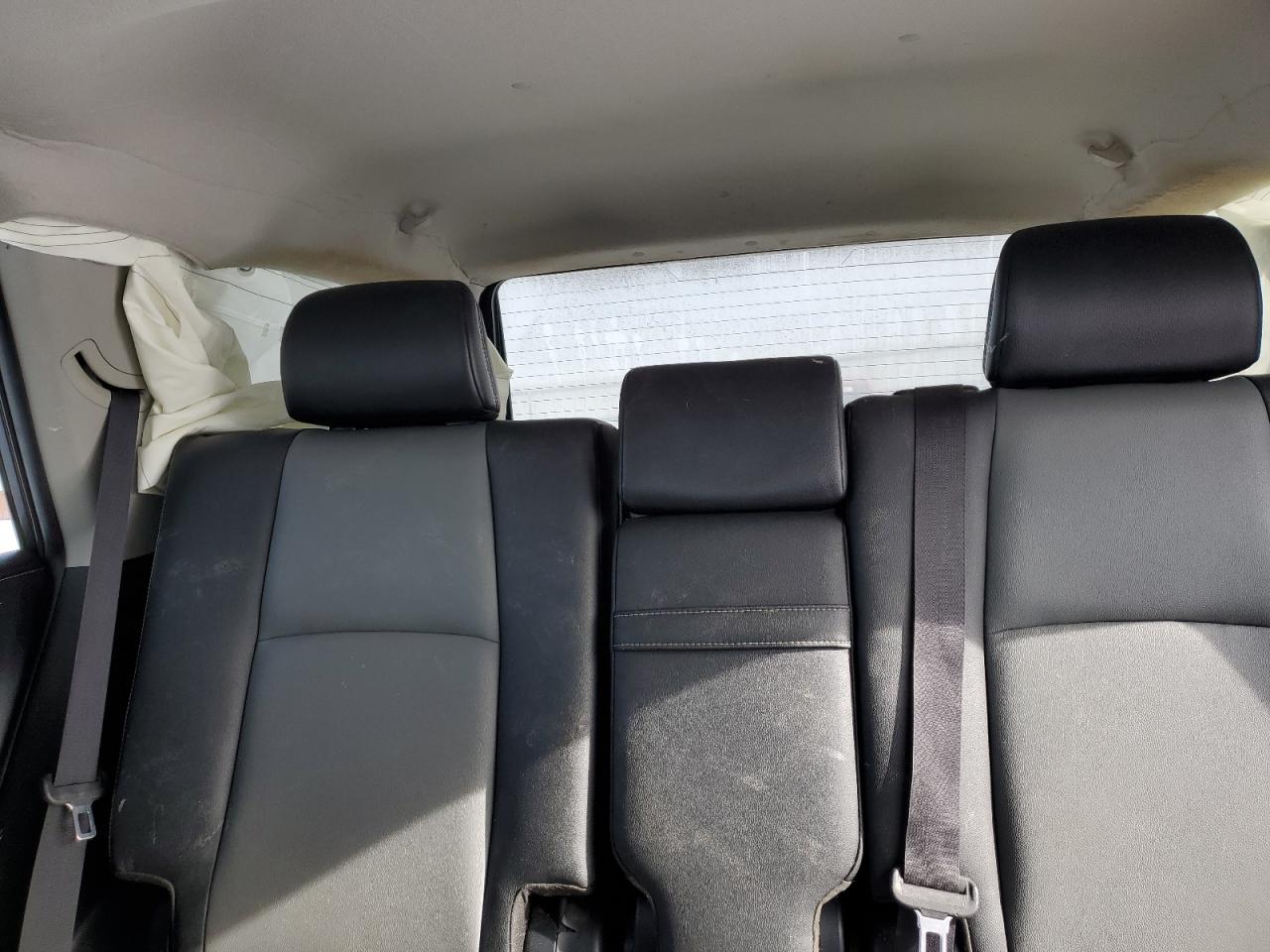 2017 Toyota 4Runner - Image 10