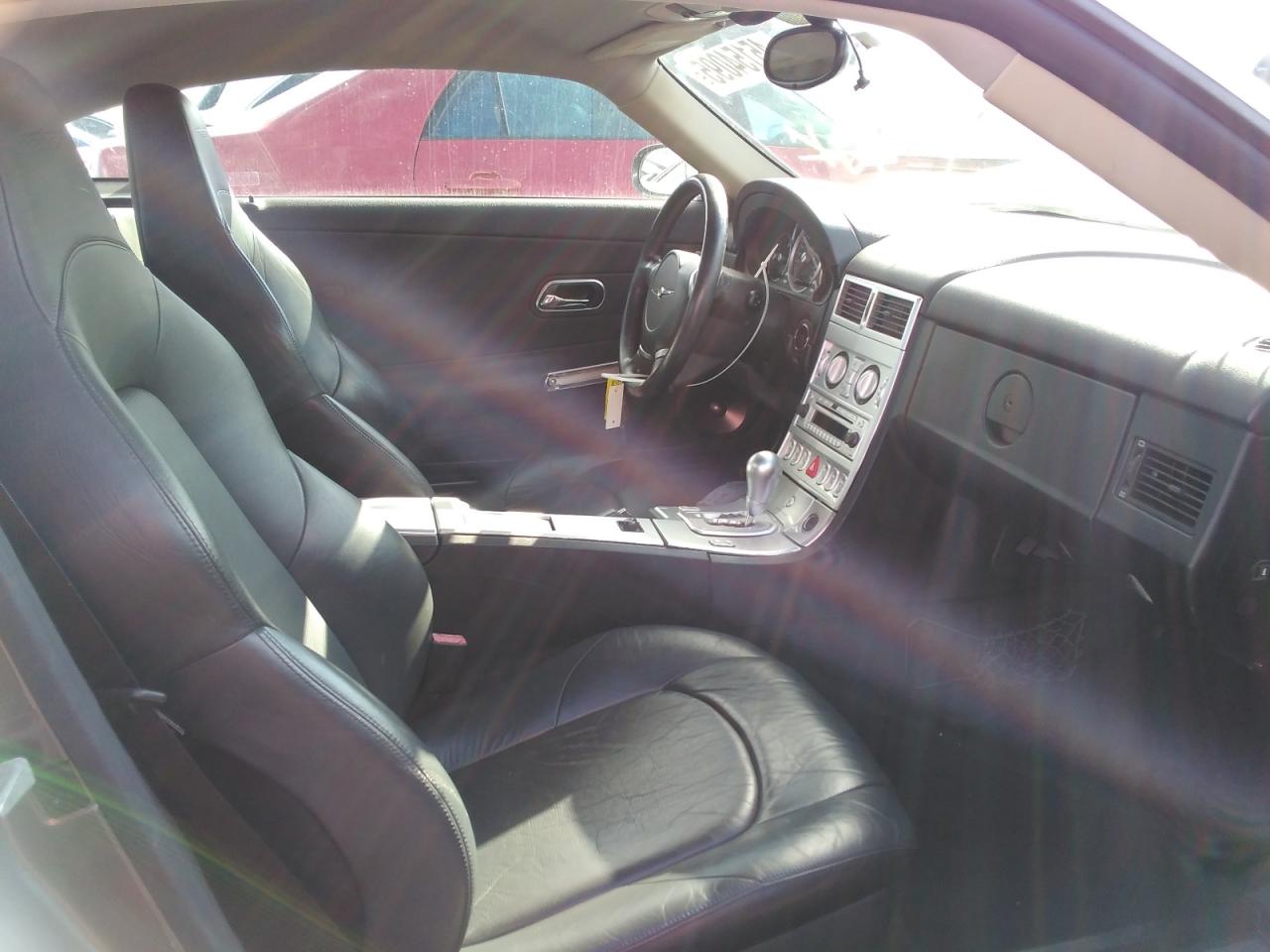 2004 Chrysler Crossfire - Image 7