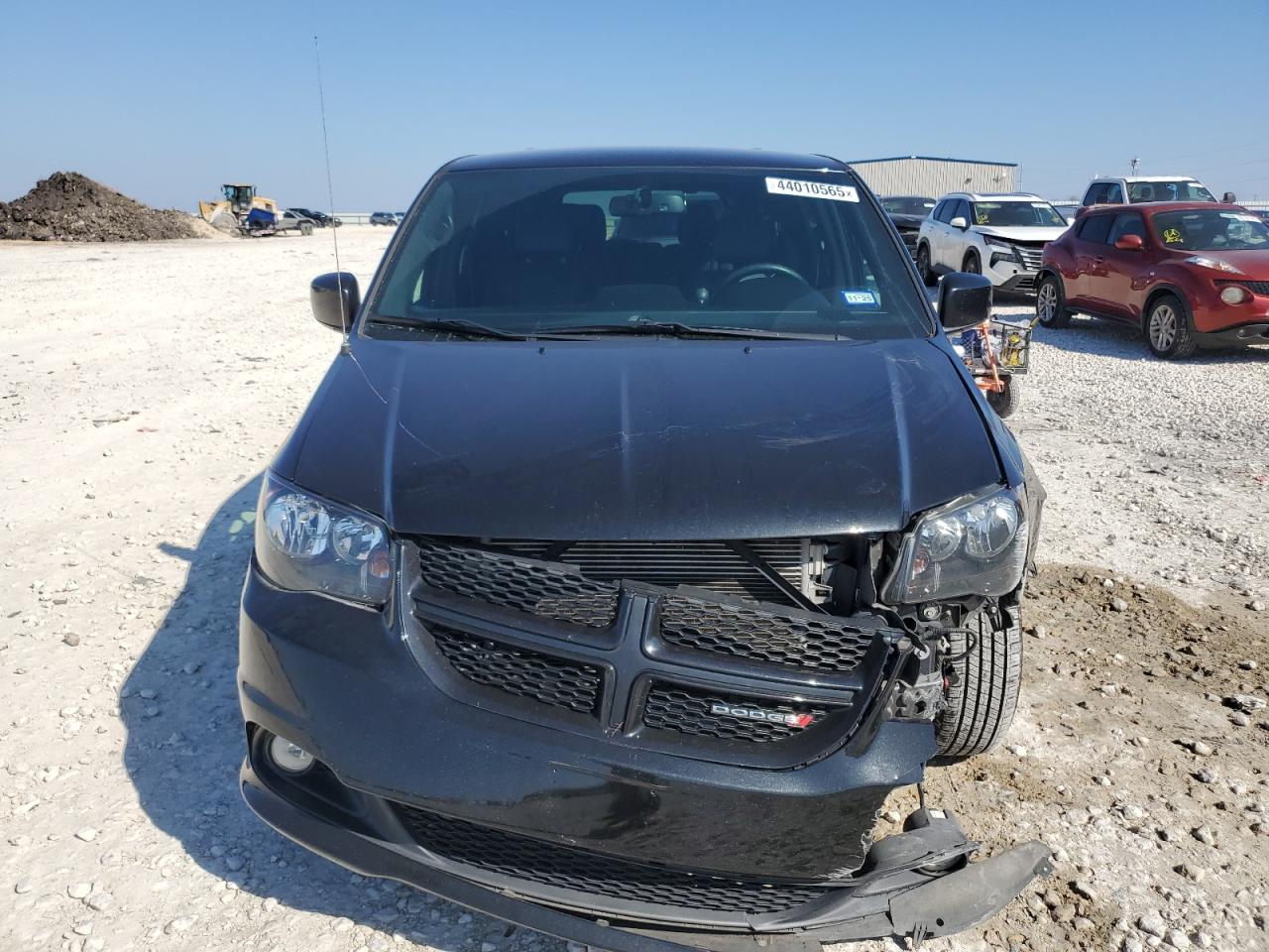 2017 Dodge Caravan - Image 5