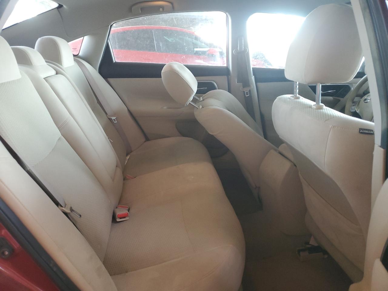 2014 Nissan Altima - Image 10