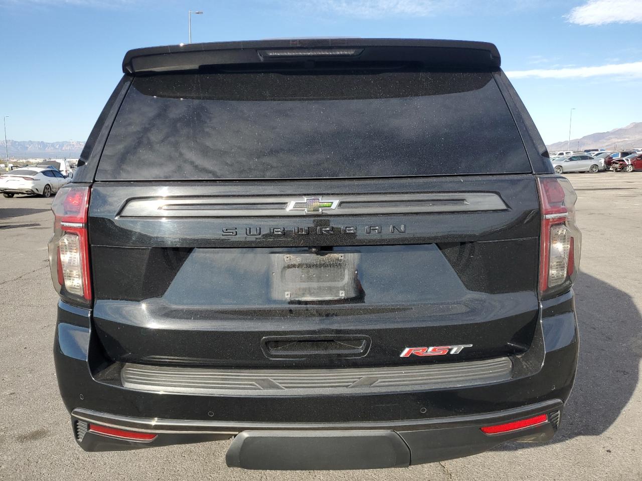 2022 Chevrolet Suburban - Image 6