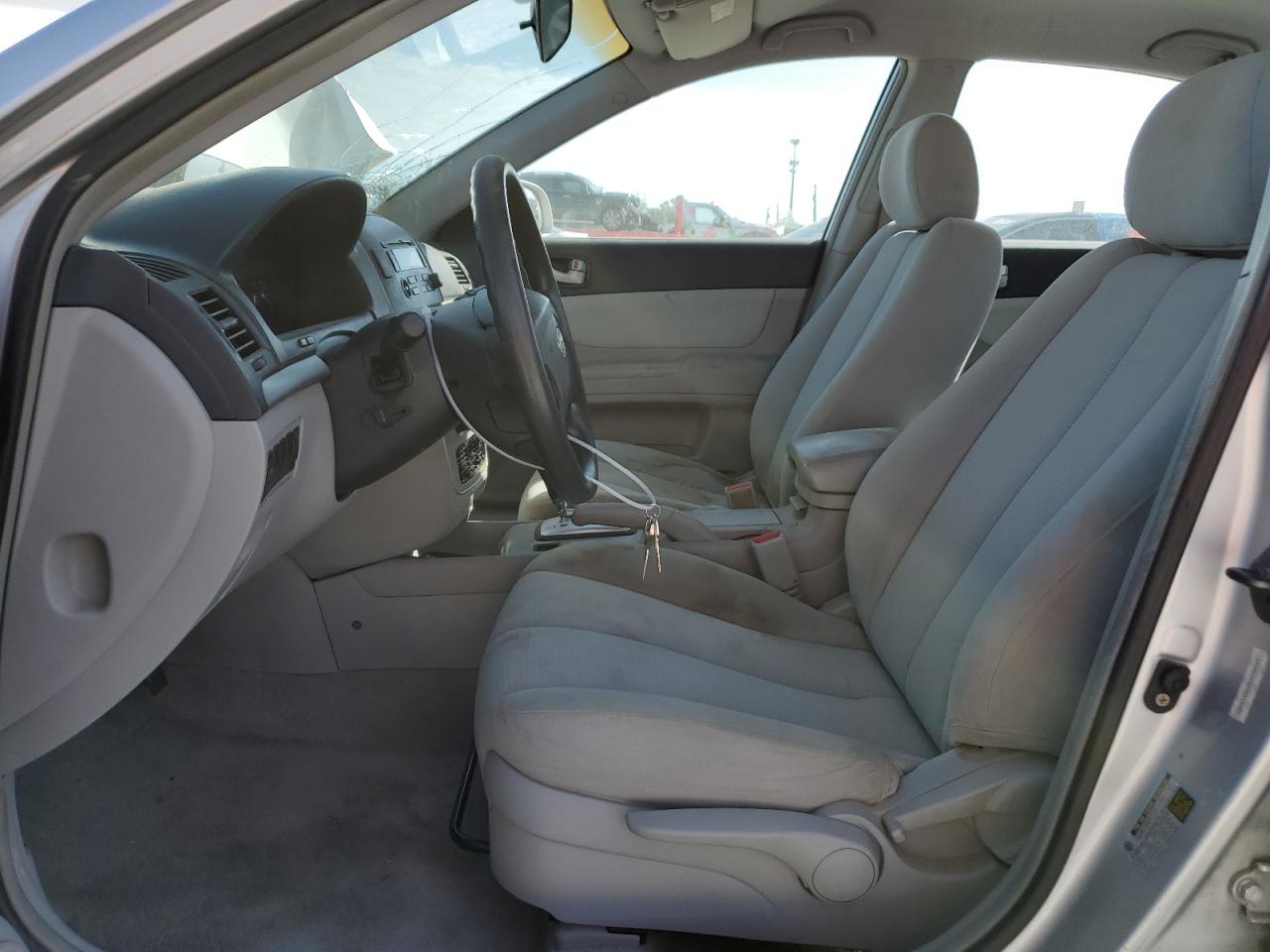 2008 Hyundai Sonata - Image 7