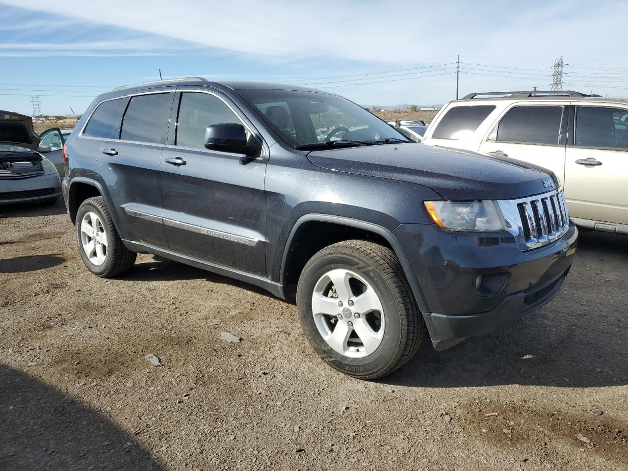2013 Jeep Grand Cherokee - Image 4