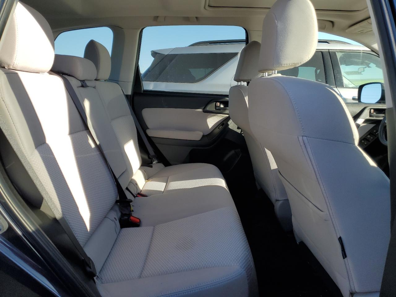 2015 Subaru Forester - Image 10
