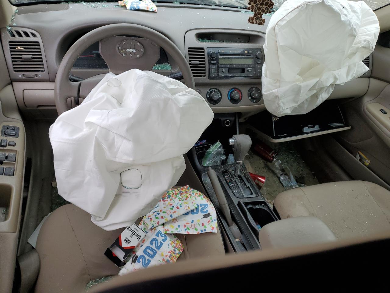 2003 Toyota Camry - Image 8