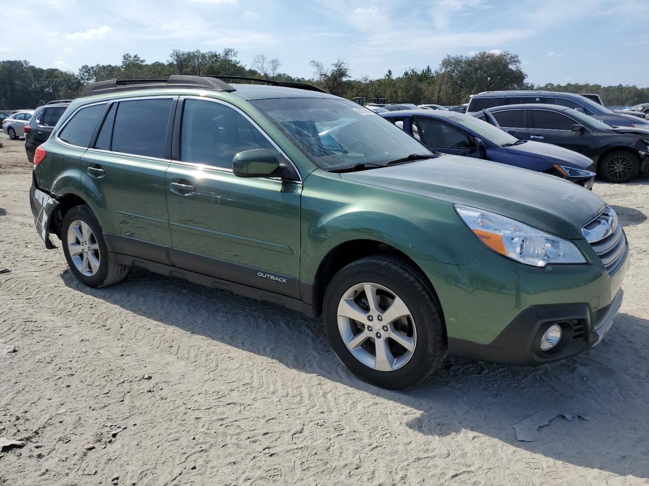 2014 Subaru Outback - Image 4