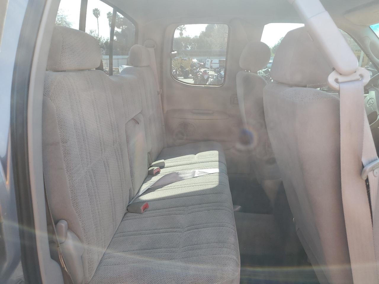 2000 Toyota Tundra - Image 10