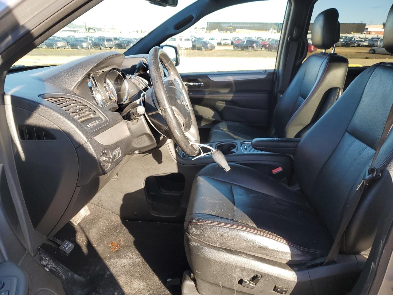 2017 Dodge Caravan - Image 7