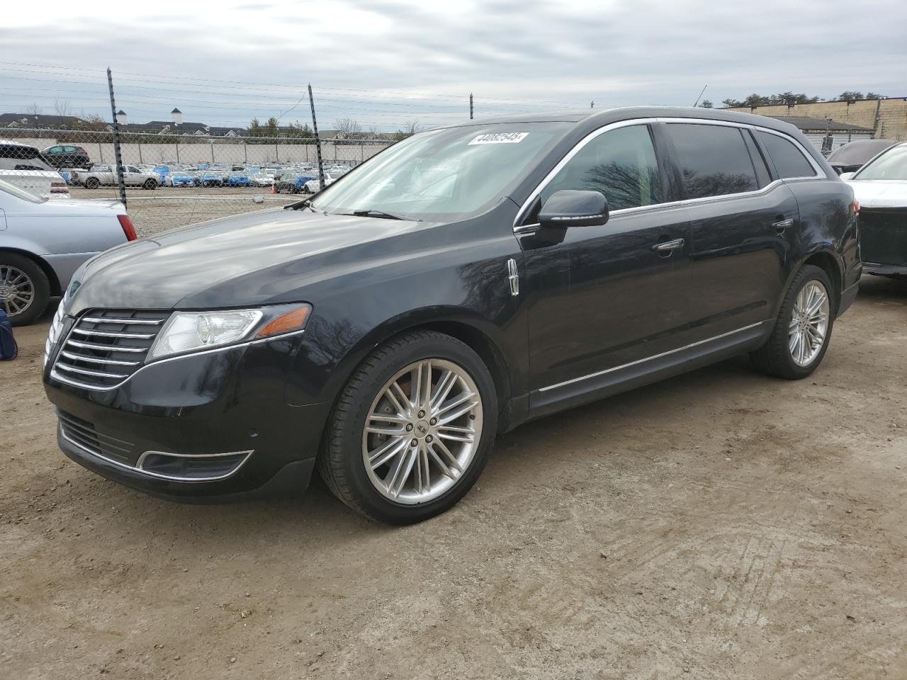 2019 Lincoln MKT - Image 1
