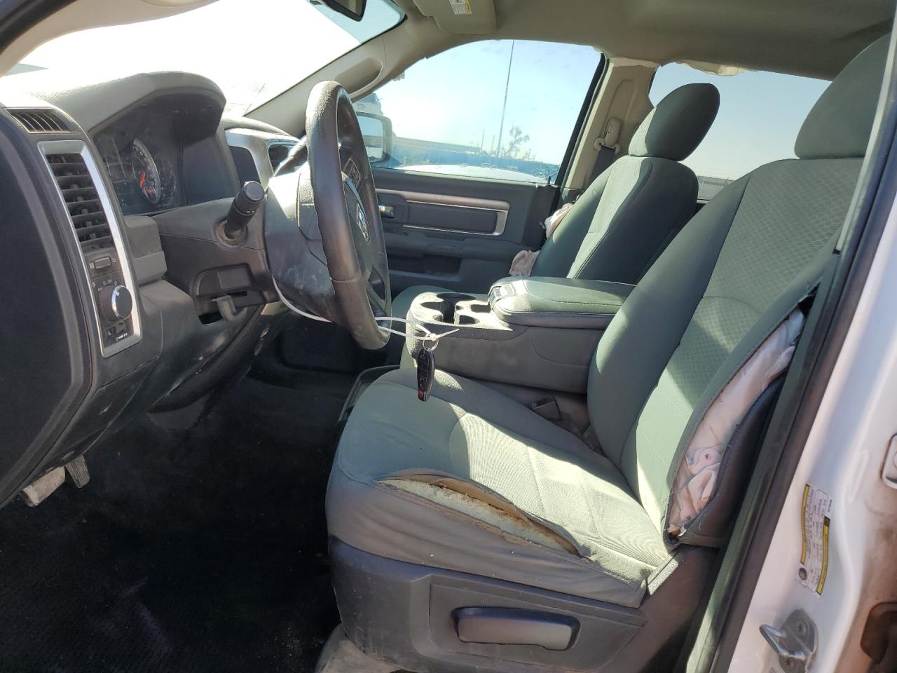 2016 RAM 2500 - Image 7