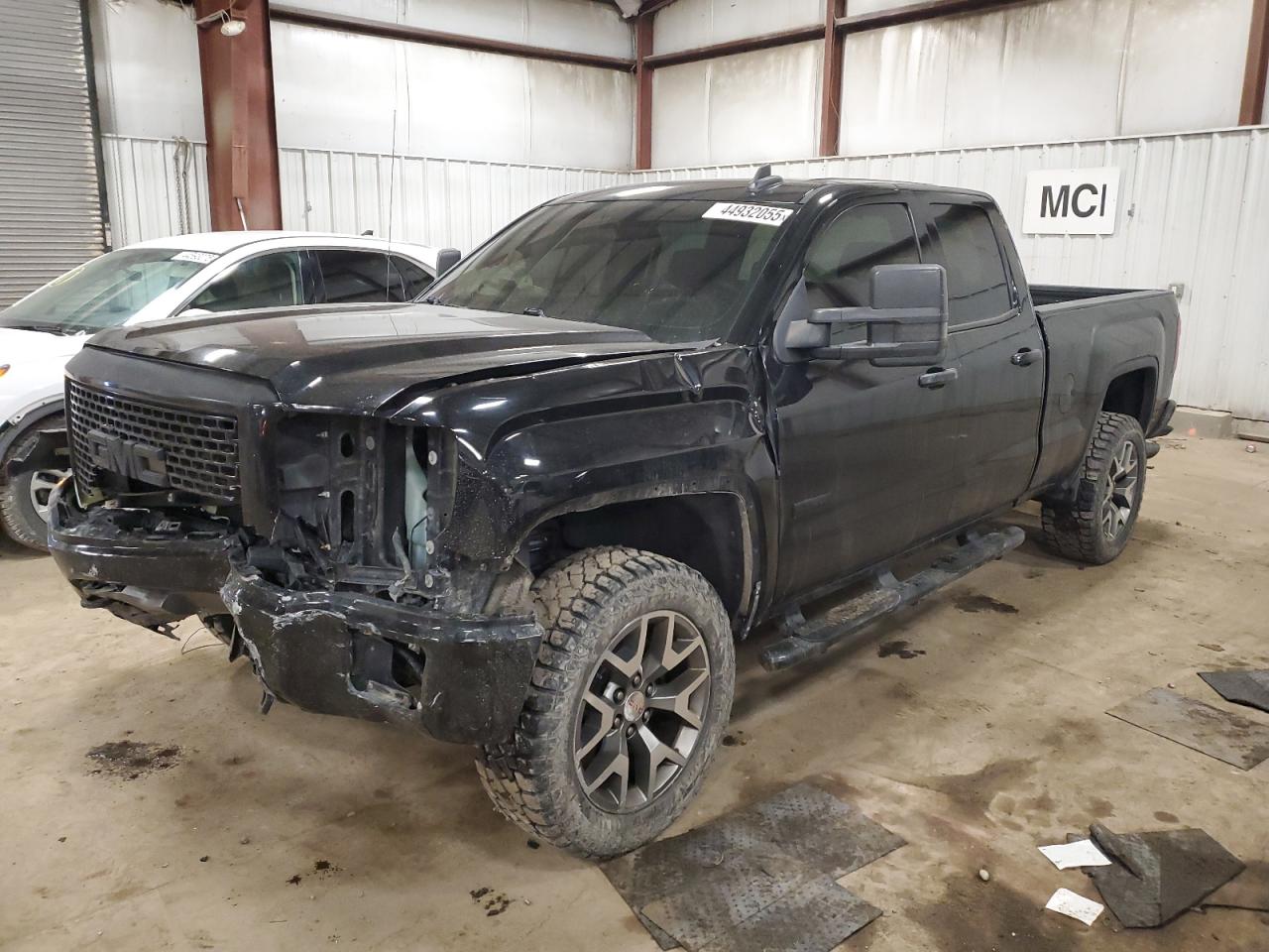 2015 GMC Sierra - Image 1