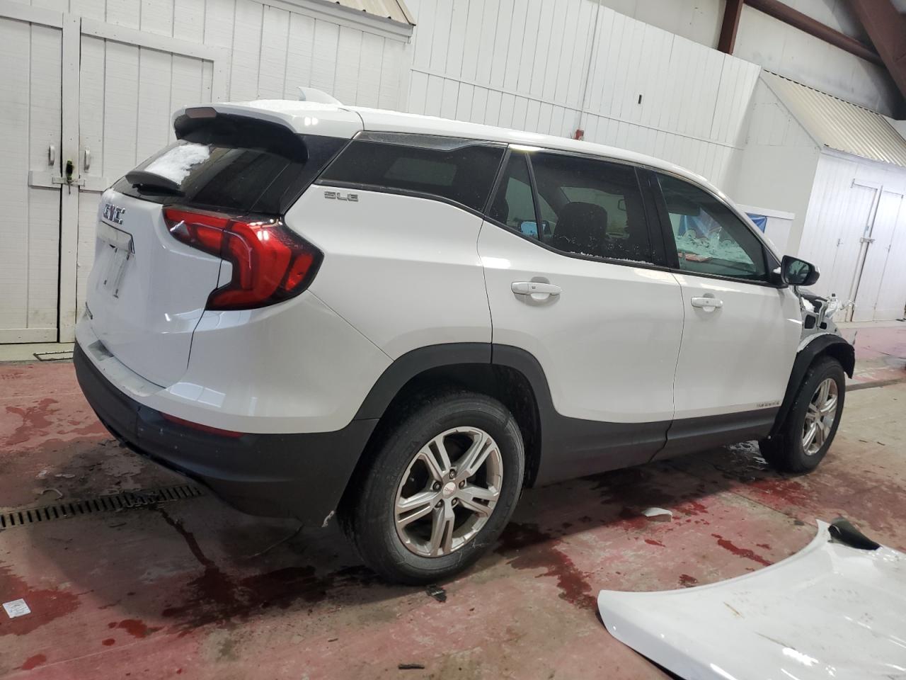 2018 GMC Terrain - Image 3