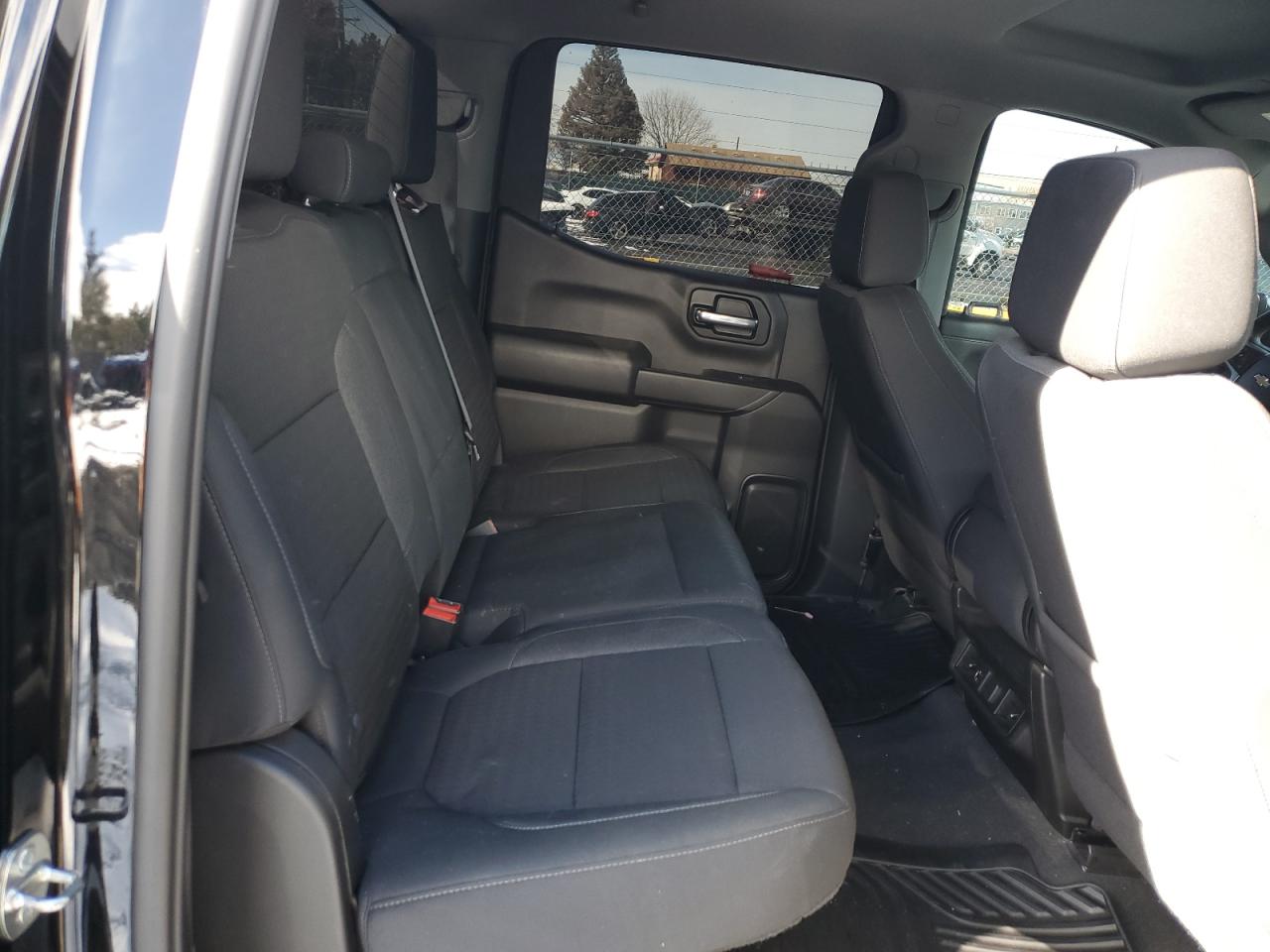 2022 Chevrolet Silverado - Image 10