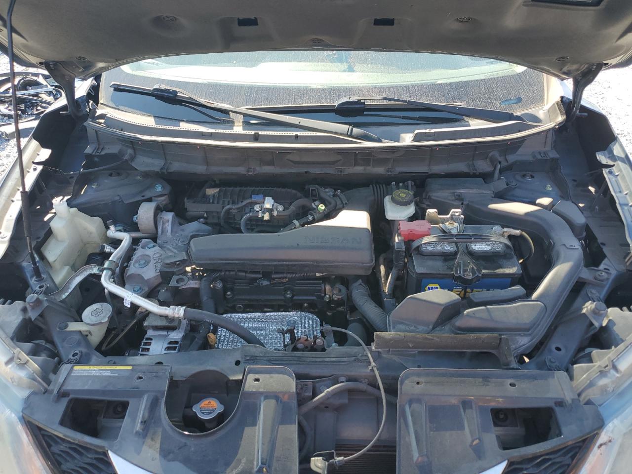 2015 Nissan Rogue - Image 12