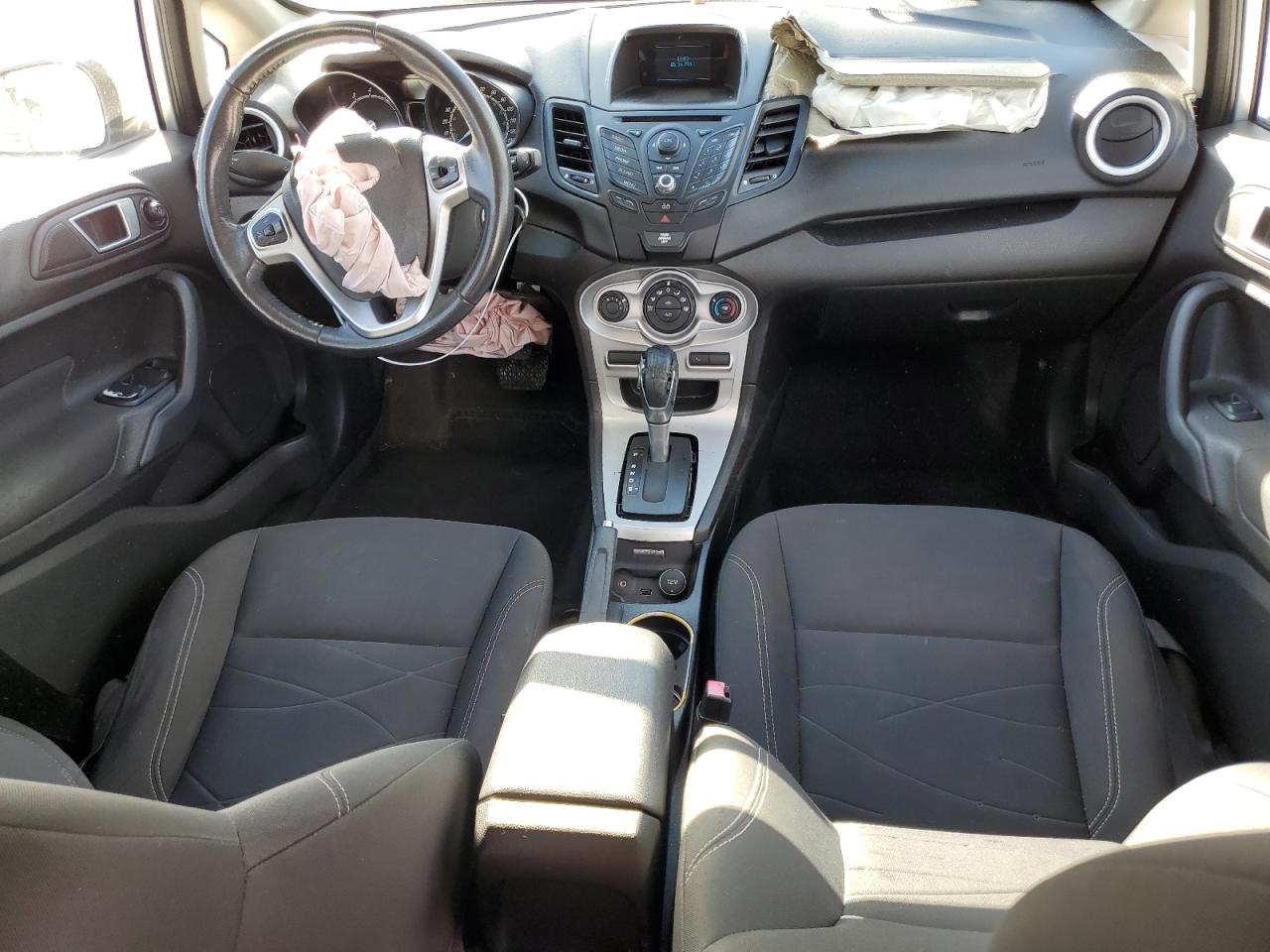 2014 Ford Fiesta - Image 8