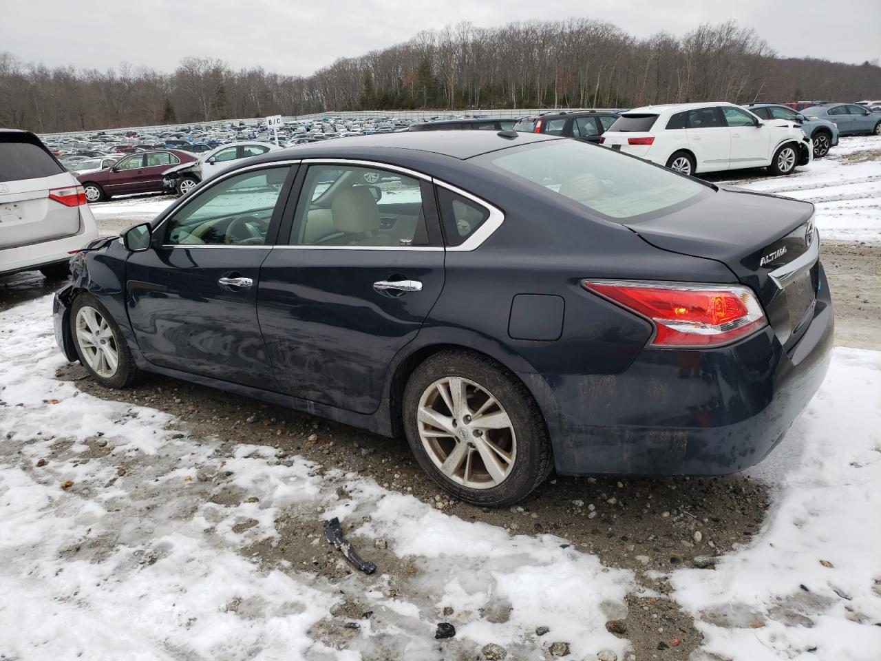 2014 Nissan Altima - Image 2
