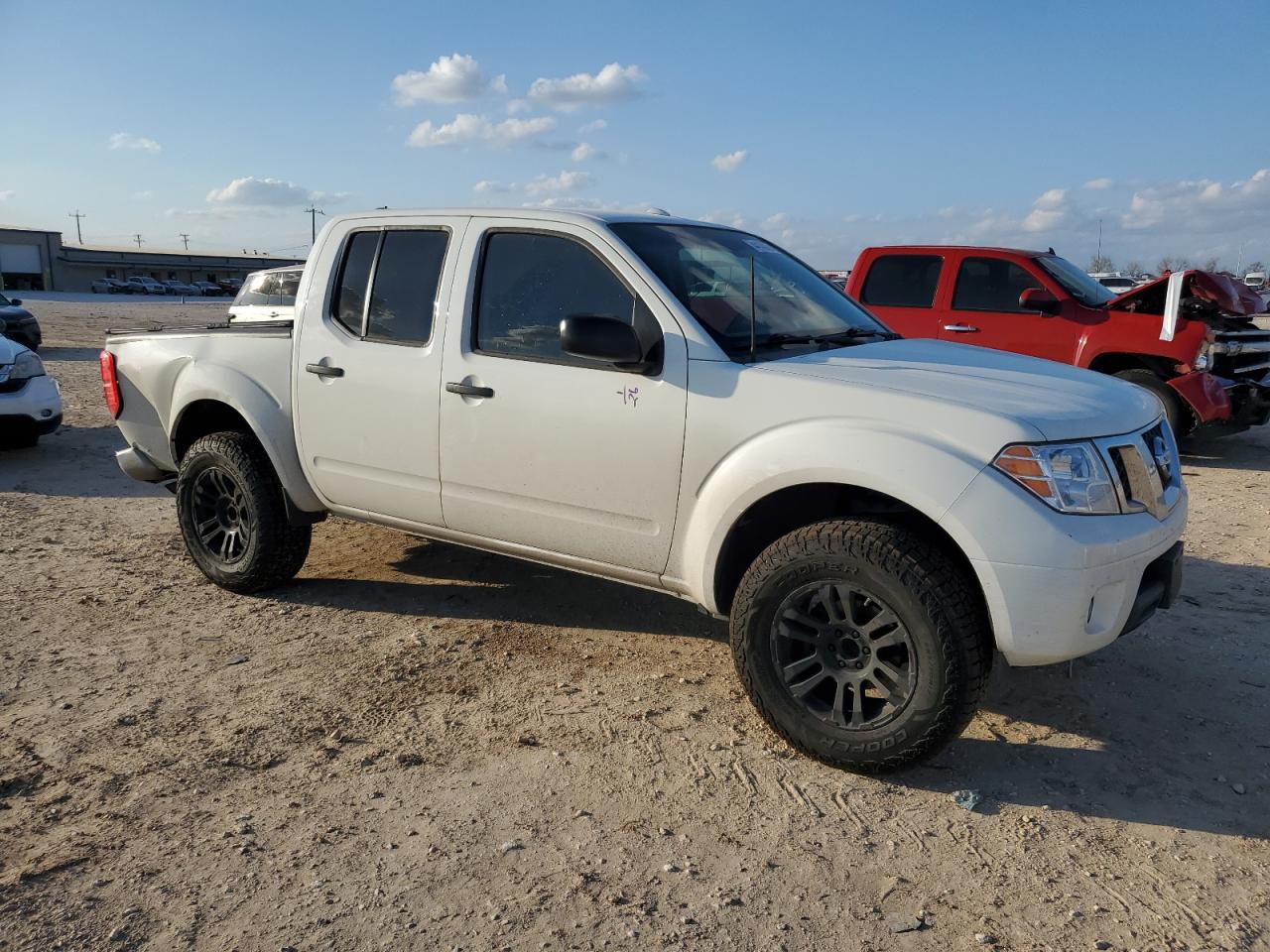 2014 Nissan Navara (Frontier) - Image 4