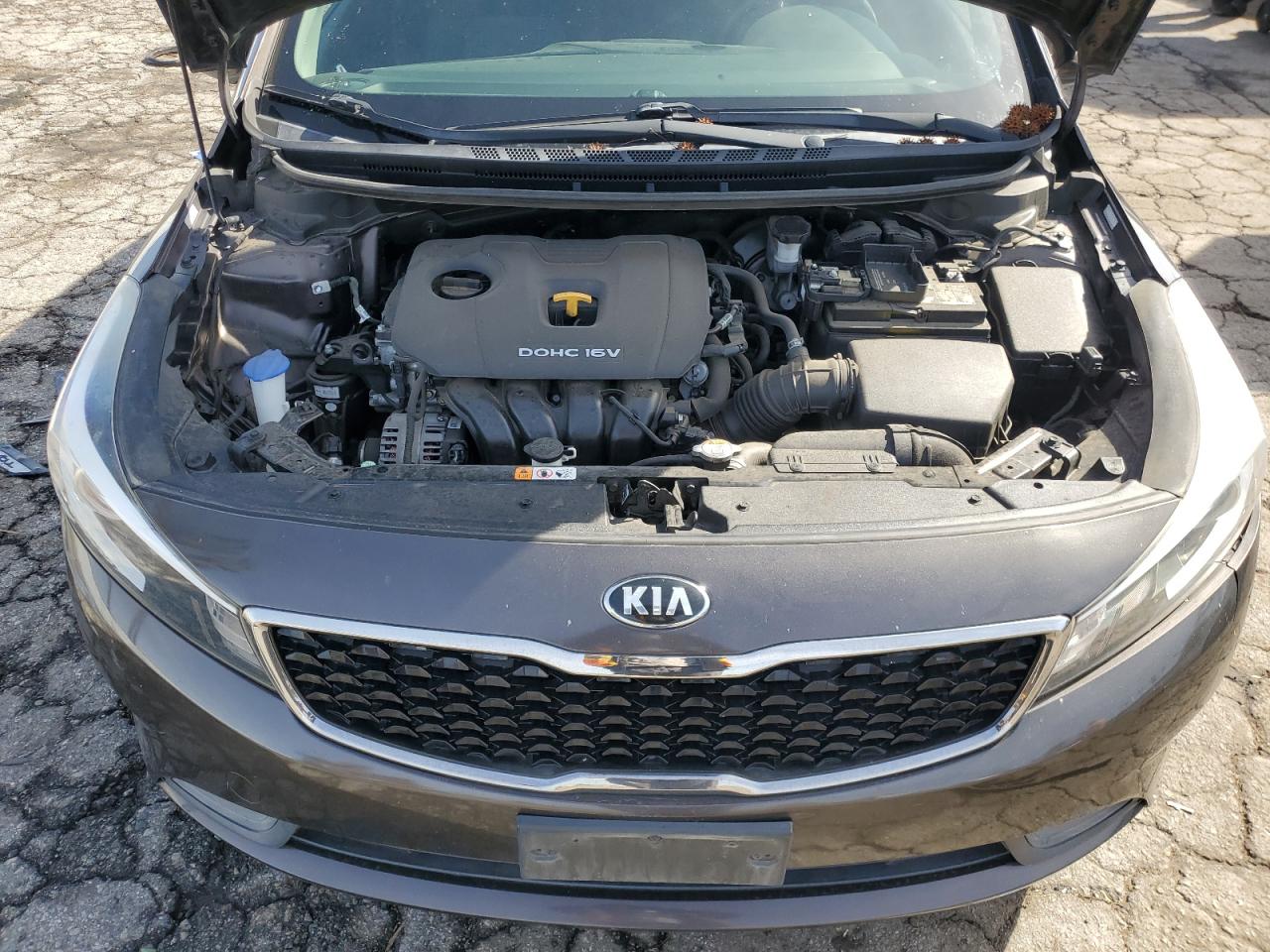 2017 Kia Forte - Image 11