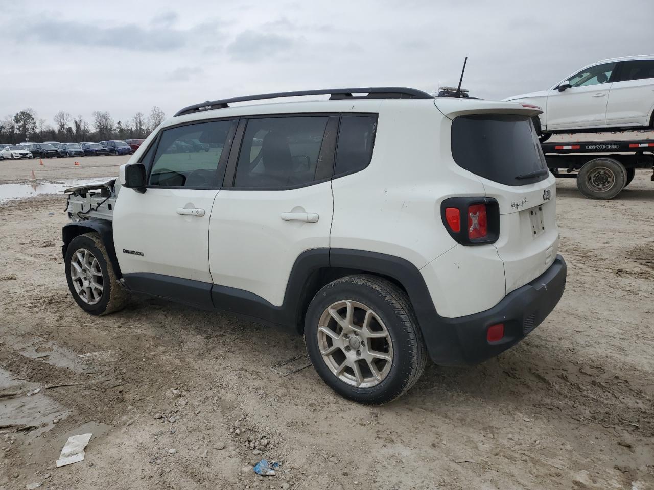2019 Jeep Renegade - Image 2
