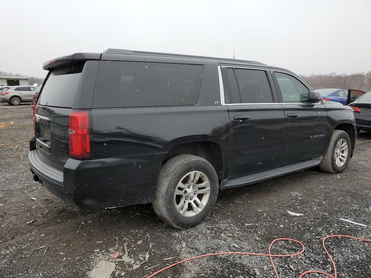 2015 Chevrolet Suburban - Image 3