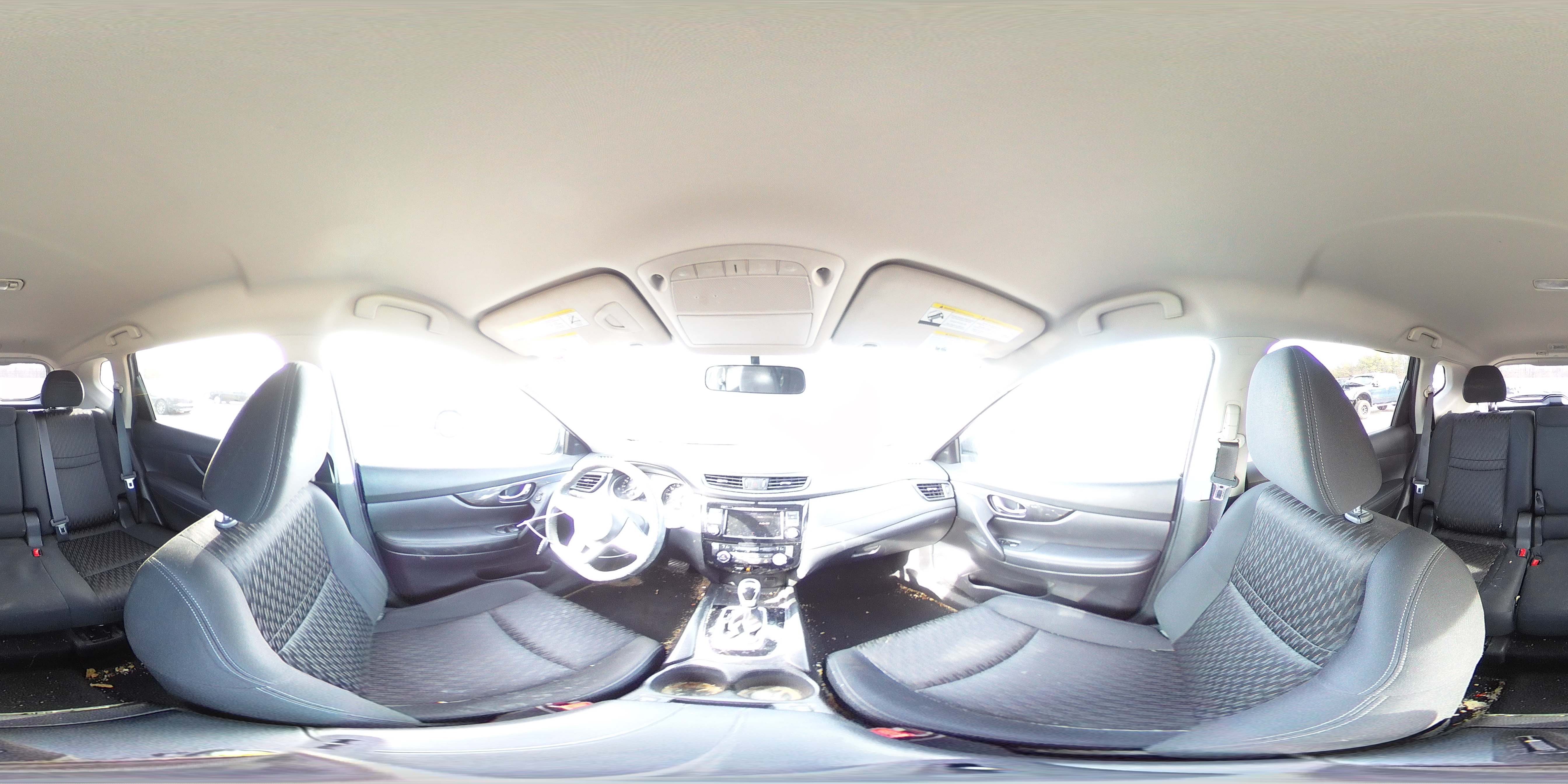 2018 Nissan Rogue - Image 13