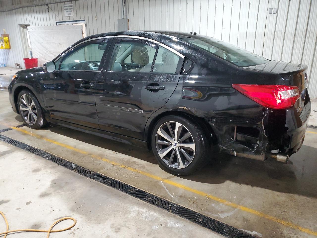 2015 Subaru Legacy - Image 2