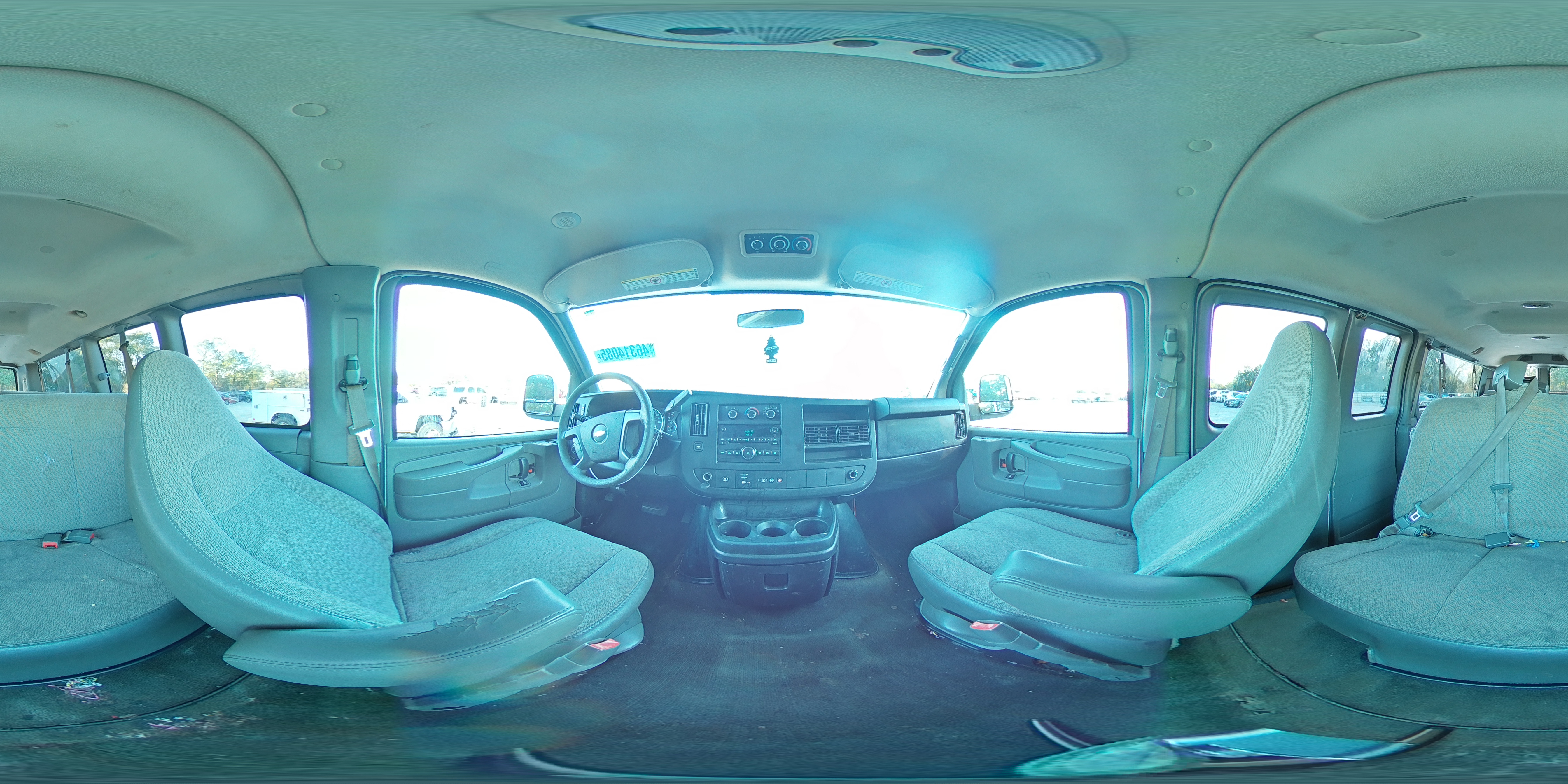 2013 Chevrolet Express - Image 13
