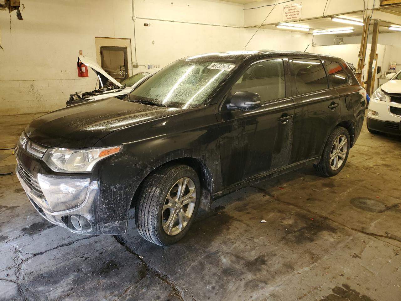 2014 Mitsubishi Outlander - Image 1