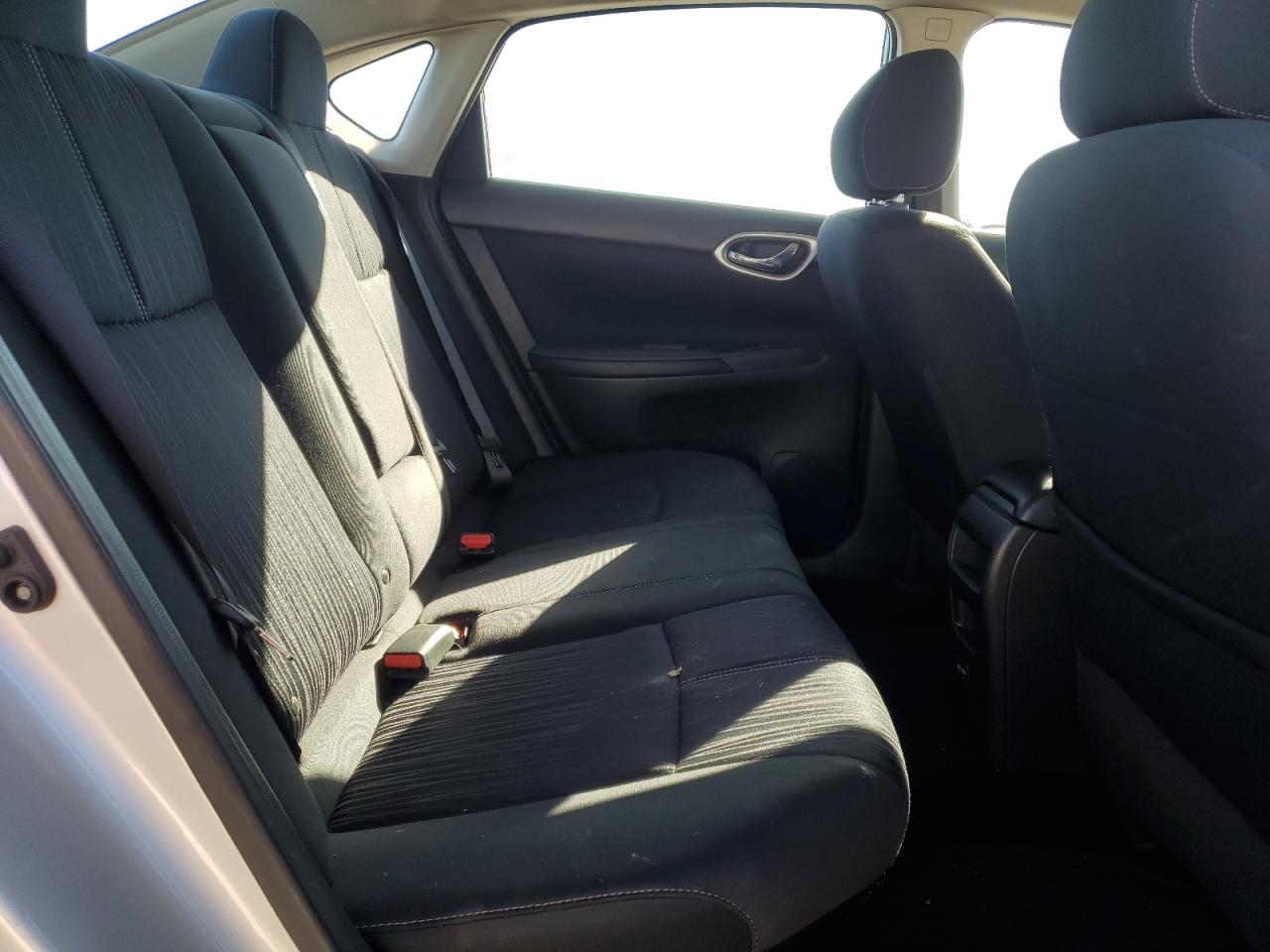 2018 Nissan Sentra - Image 10