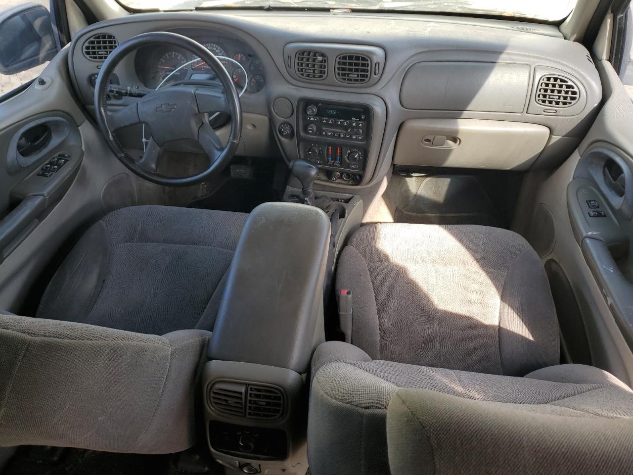 2003 Chevrolet TrailBlazer - Image 8
