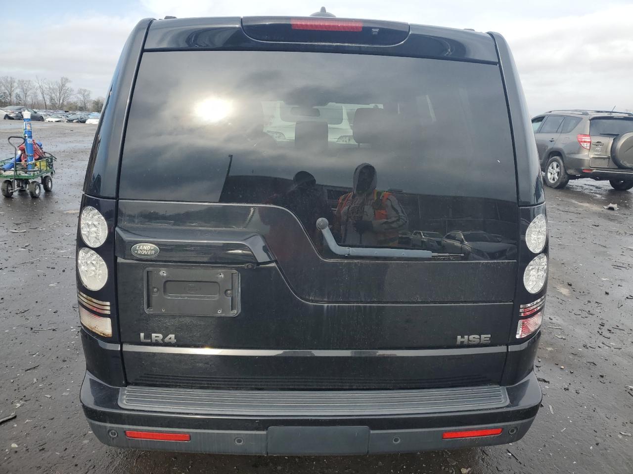 2016 Land Rover LR4 - Image 6