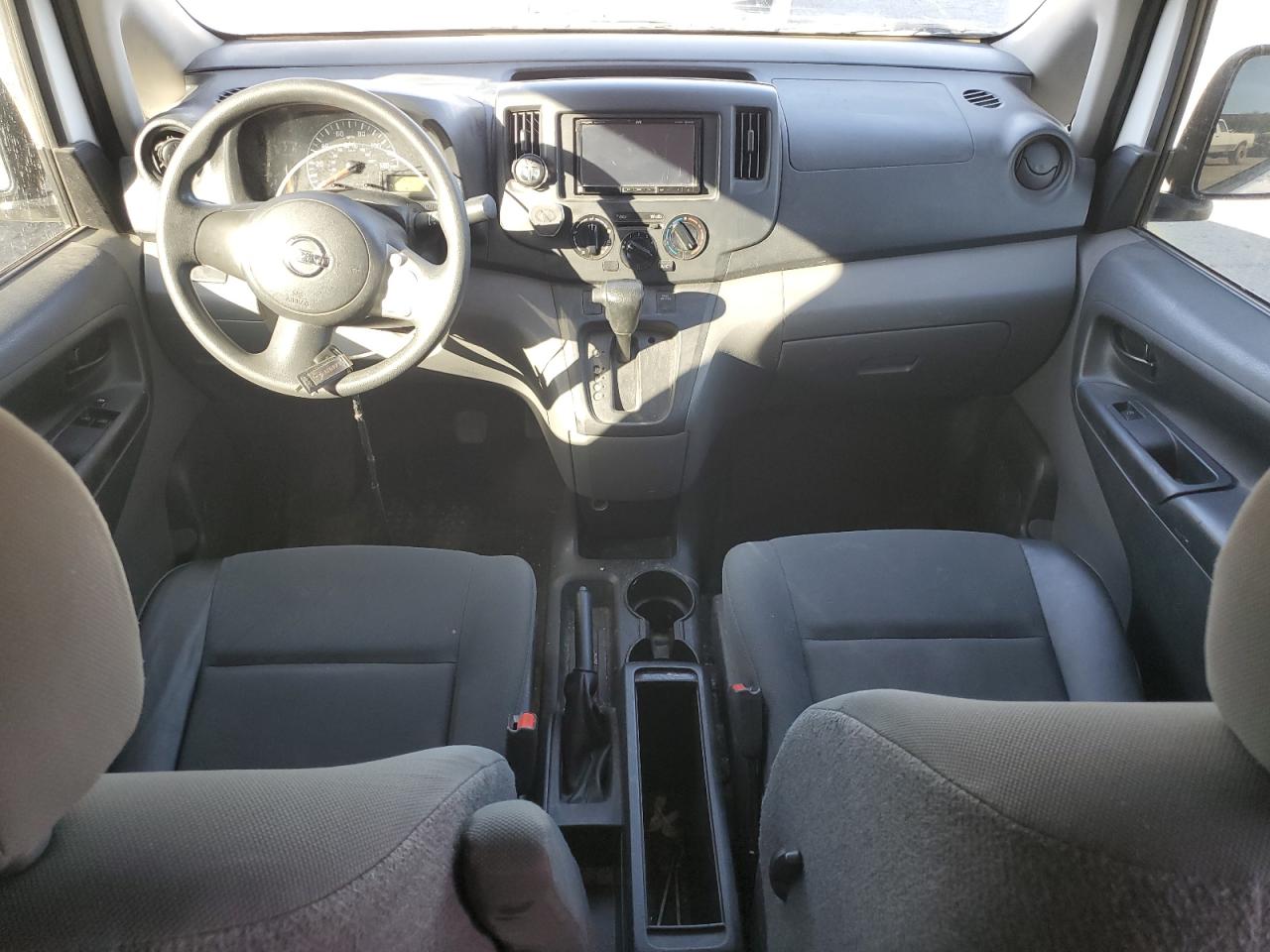 2015 Nissan NV - Image 8
